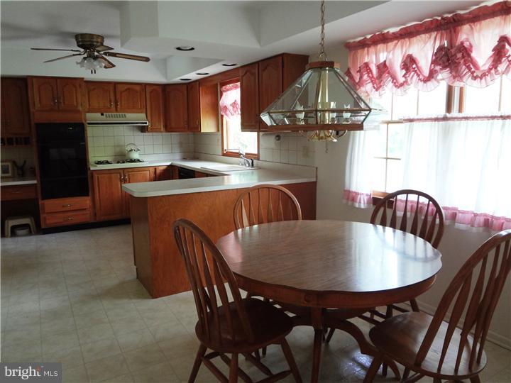 5 Newcastle Road Freehold, NJ 07728 - Photo 5 of 11 Gallery Image 5