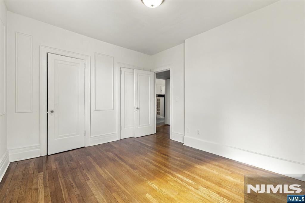 20 Garber Square, Unit C8 Ridgewood, NJ 07450 - Photo 15 of 16 Gallery Image 15