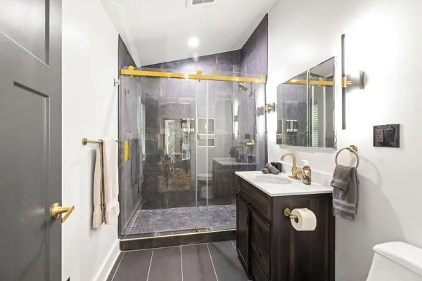 $694,000 | 14823 North Main Street, Buchanan, MI 49107