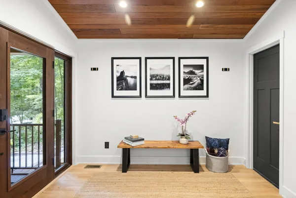 $694,000 | 14823 North Main Street, Buchanan, MI 49107