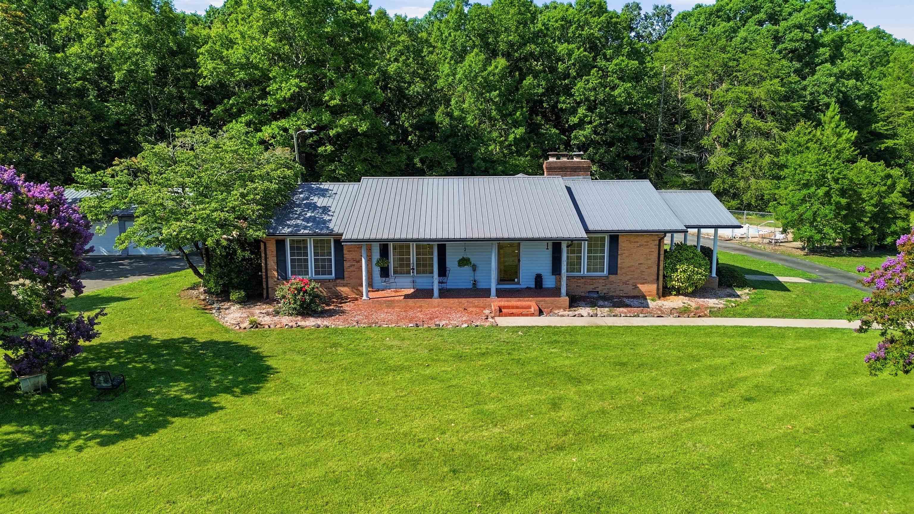 828 Ferry Road Forest City, NC 28043 - Photo 8 of 48 Gallery Image 8