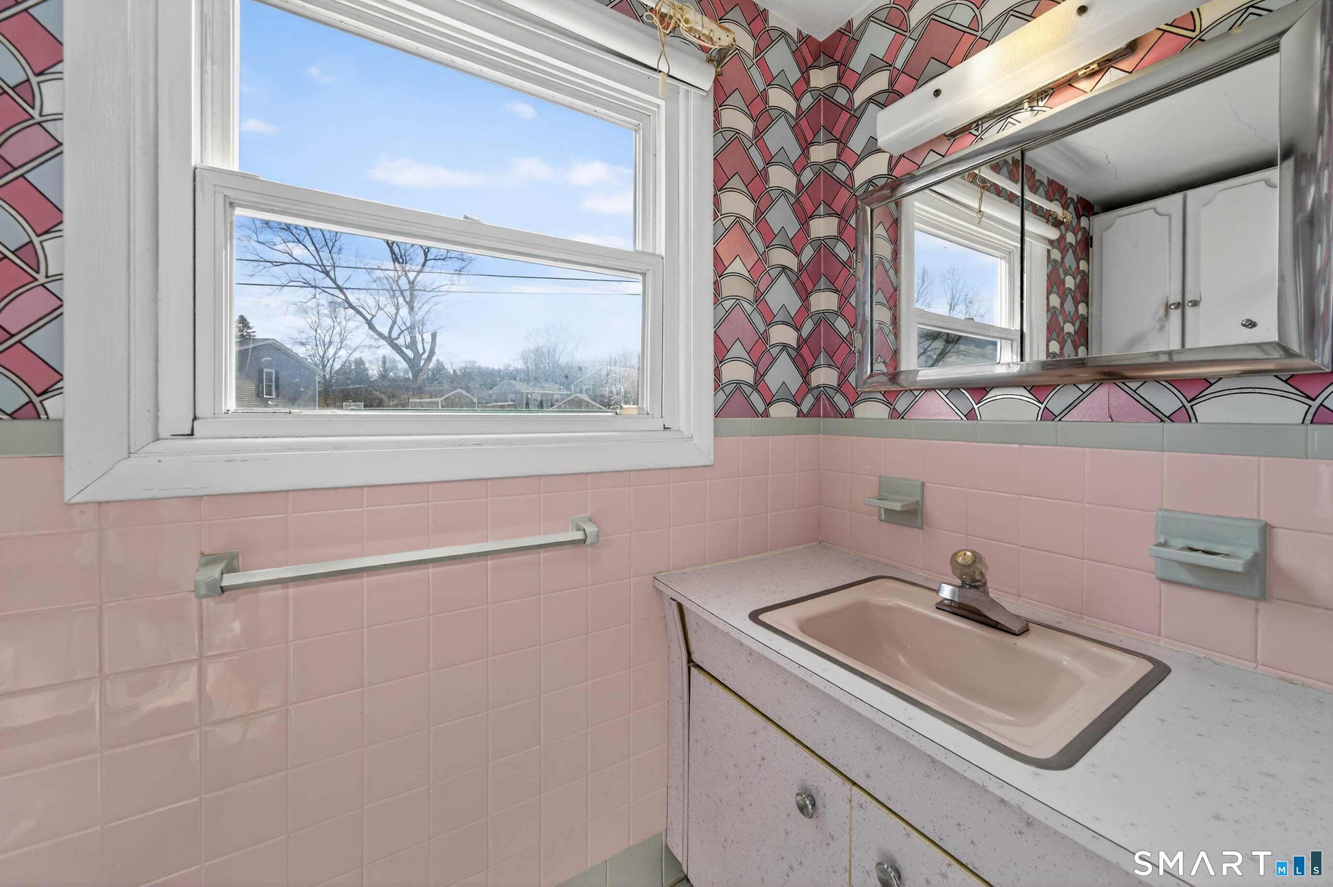 263 Purdy Road Waterbury, CT 06706 - Photo 10 of 25