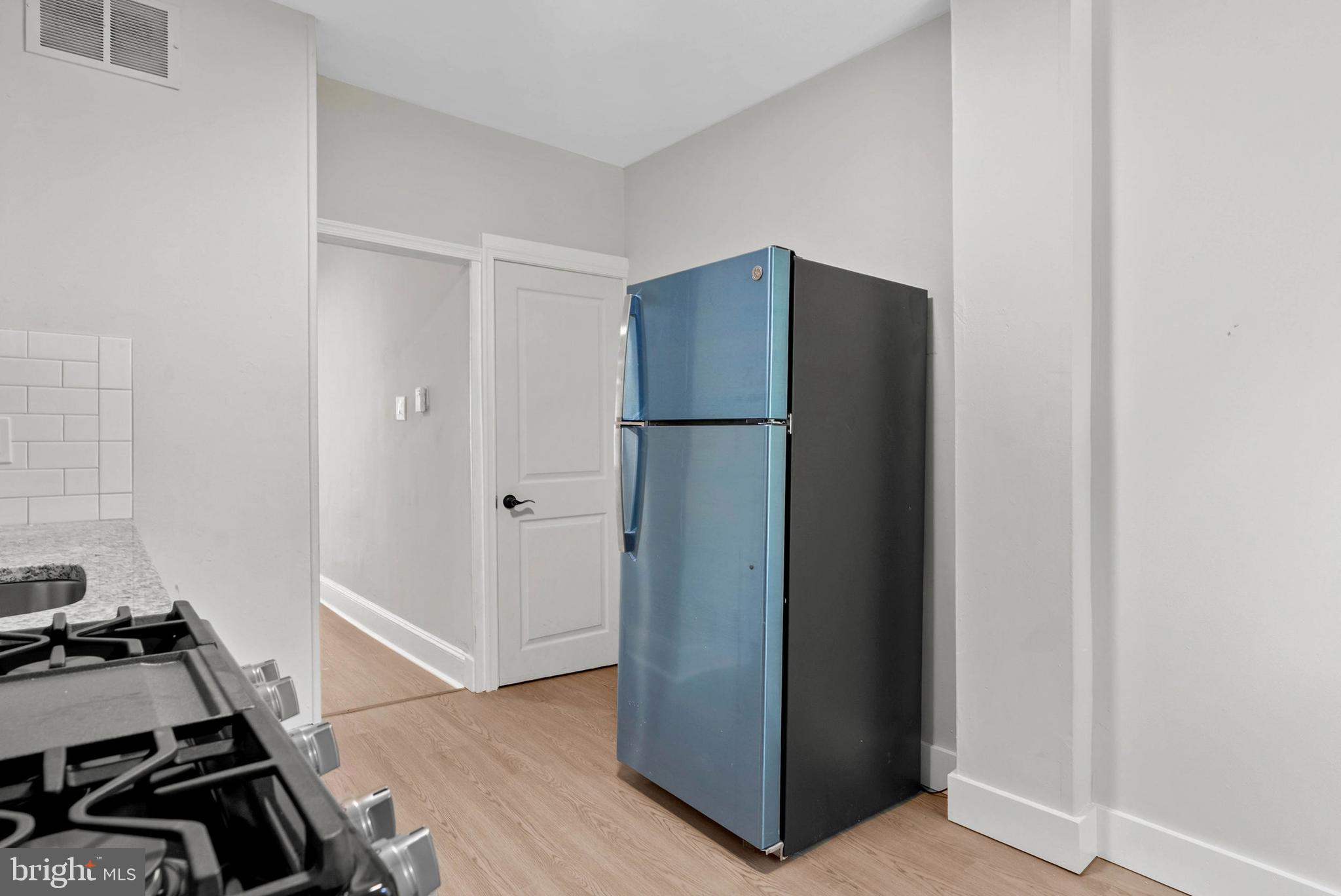 35 East Collom Street Philadelphia, PA 19144 - Photo 9 of 23