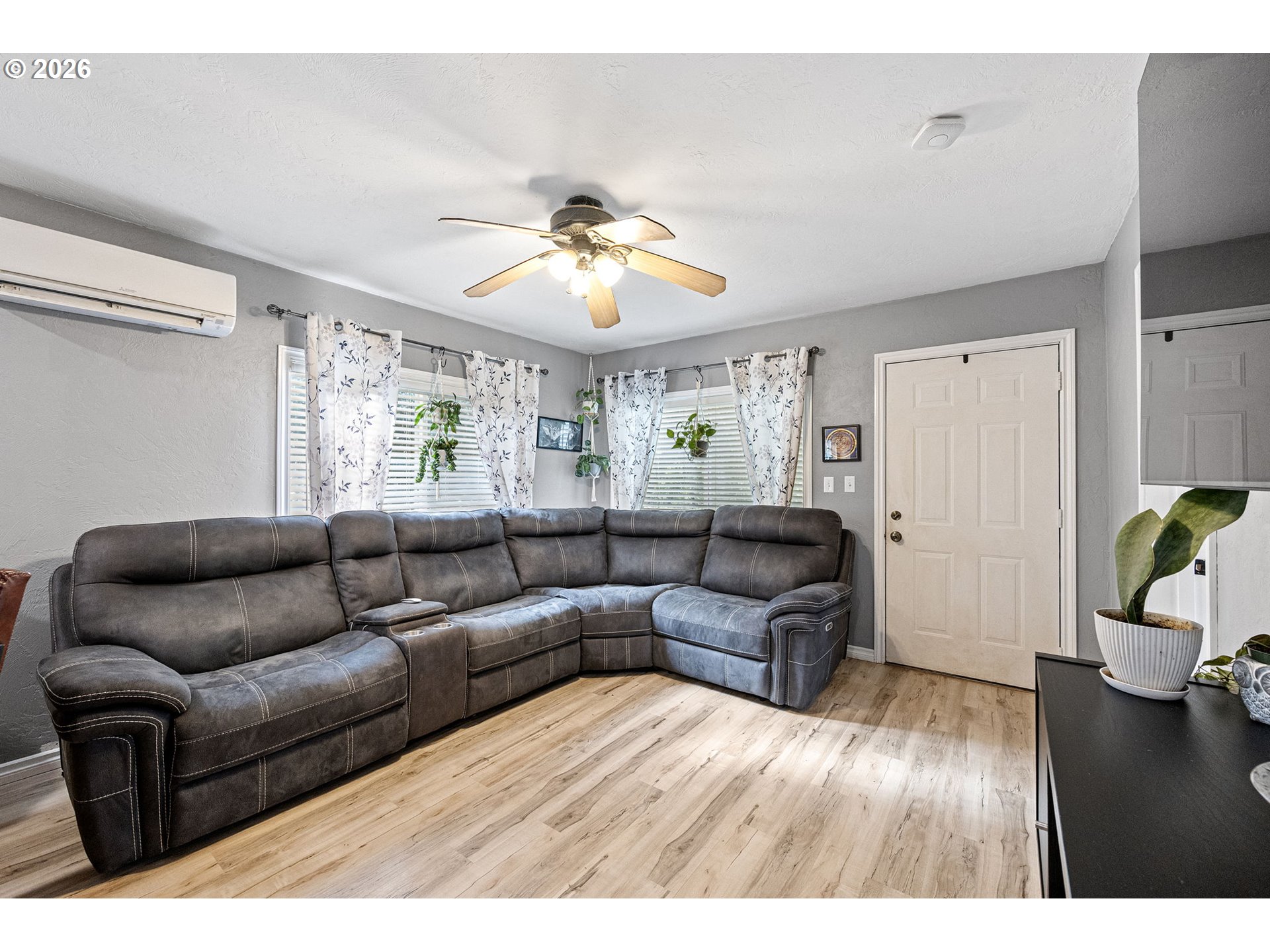 74129 London Road Cottage Grove, OR 97424 - Photo 7 of 44 a living room with furniture and wooden floor