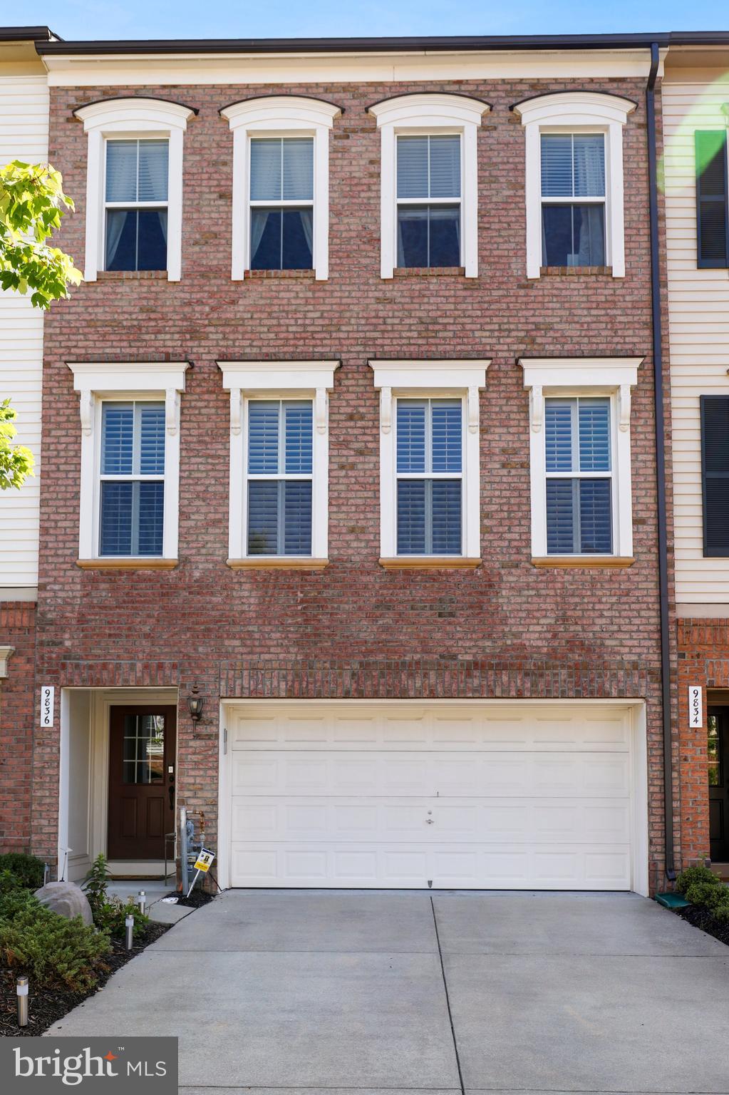 9836 Garden Ranges Laurel, MD 20723 - Photo 2 of 48