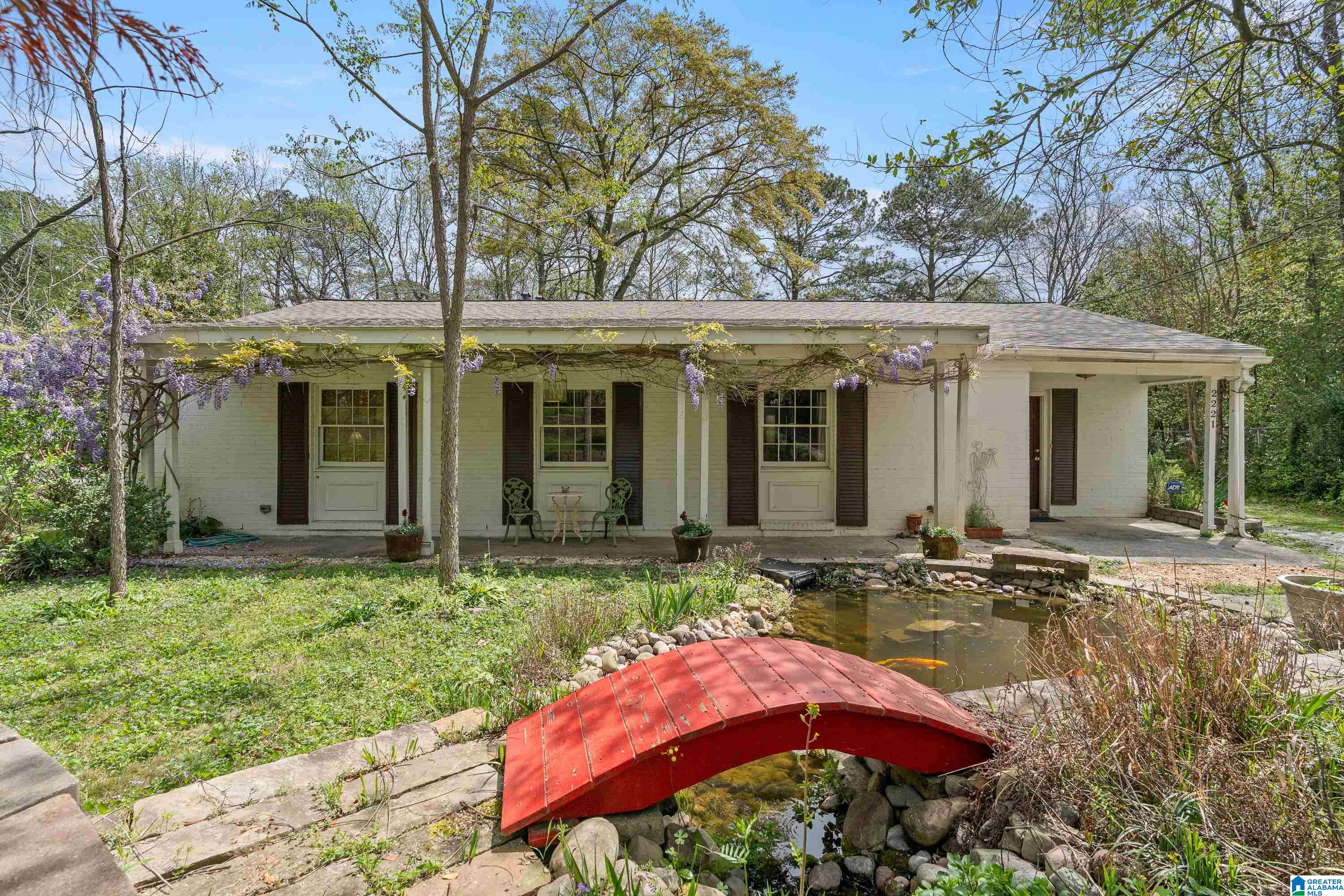 2221 Chapel Hill Road Birmingham, AL 35216 - Photo 1 of 35