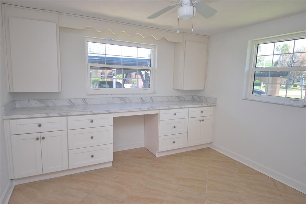 4136 Stratford Drive New Port Richey, FL 34652 - Photo 11 of 24