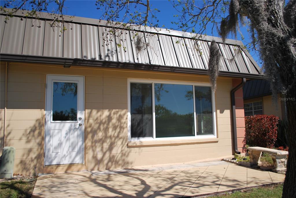 4136 Stratford Drive New Port Richey, FL 34652 - Photo 5 of 24