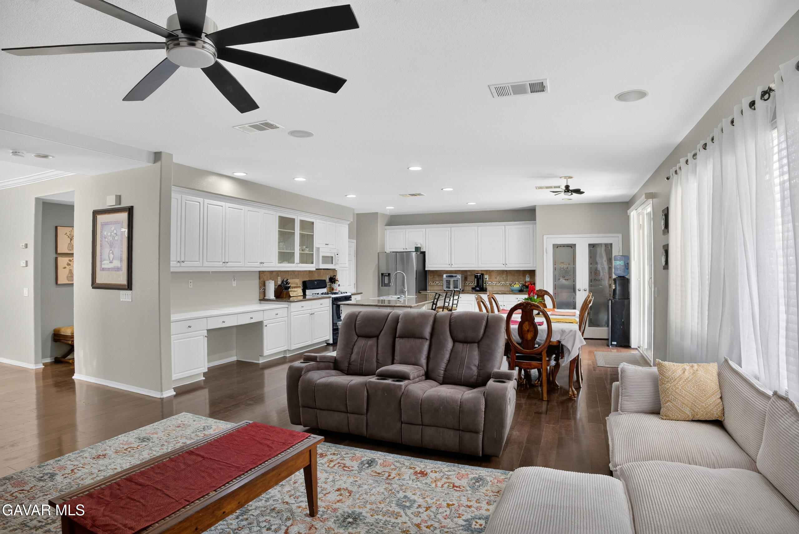 6232 West Spice Street Lancaster, CA 93536 - Photo 12 of 56 029_DSC_5468