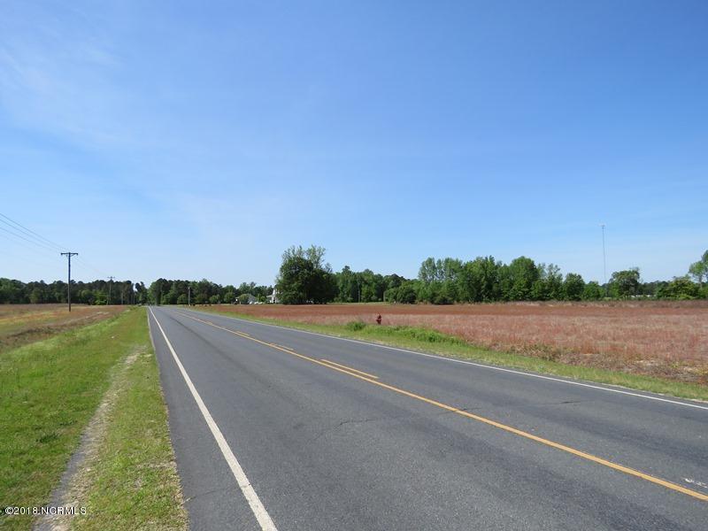 7712 North Chicken Road Lumberton, NC 28360 - Photo 11 of 20 10