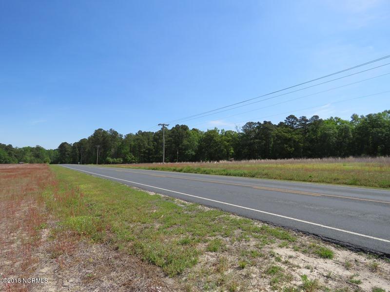 7712 North Chicken Road Lumberton, NC 28360 - Photo 4 of 20 3
