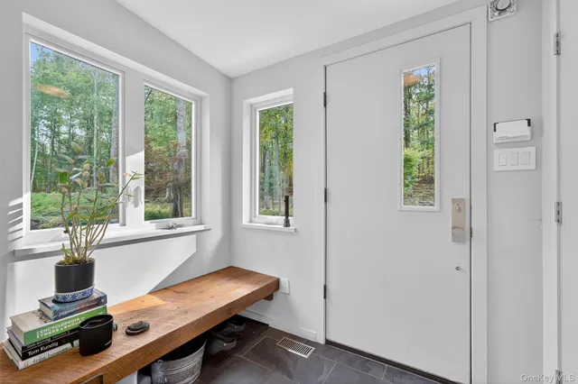 $799,000 | 148 Evergreen Lane, Narrowsburg, NY 12764