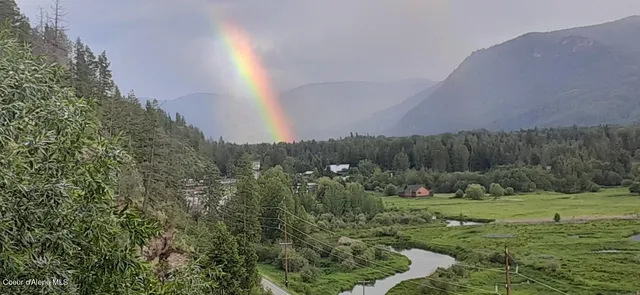 $450,000 | 53465 Highway 200, Clark Fork, ID 83811