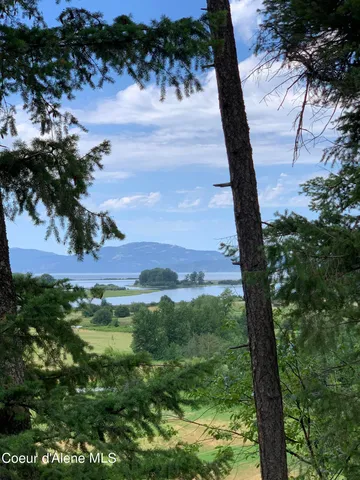 $450,000 | 53465 Highway 200, Clark Fork, ID 83811