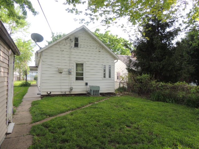 1816 Sinclair Street Fort Wayne, IN 46808 - Photo 8 of 8 Gallery Image 8