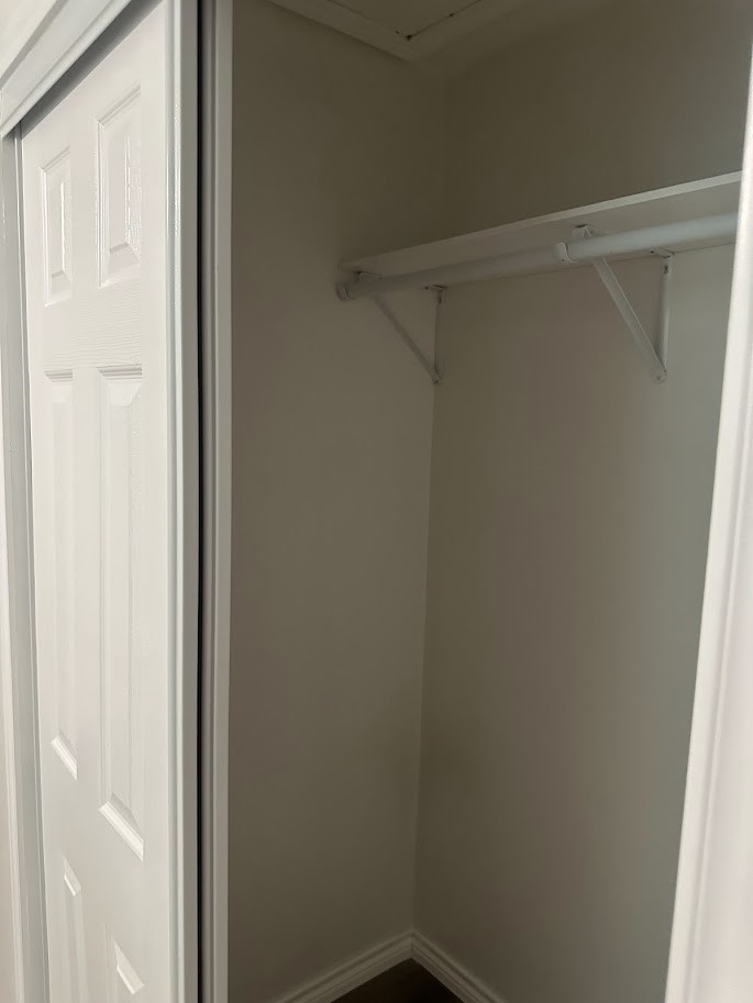 48 Vigilante Point Blank, TX 77364 - Photo 14 of 20 a small space with a shower and a door