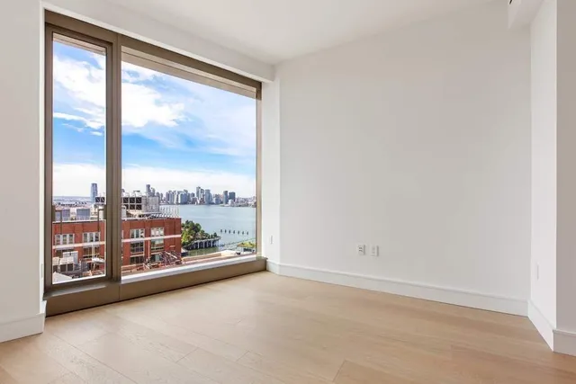 $38,000 | 500 West 18th Street, Unit EAST 19A | Chelsea