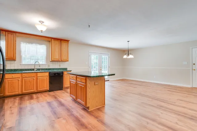 $385,000 | 21625 Bloxham Cutoff, Tallahassee, FL 32310