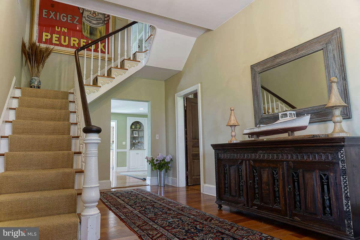 6000 Hopkins Neck Road Easton, MD 21601 - Photo 9 of 30 Interior General front Hall