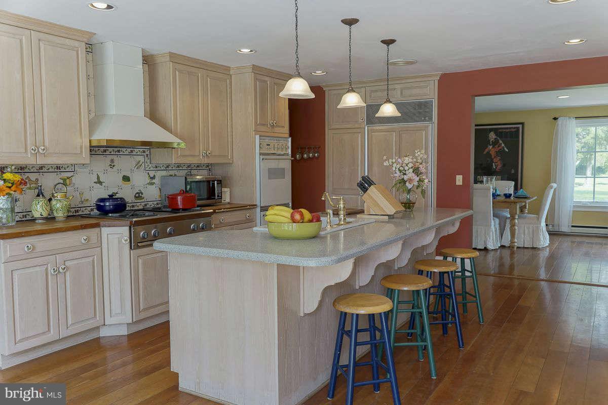 6000 Hopkins Neck Road Easton, MD 21601 - Photo 10 of 30 Kitchen