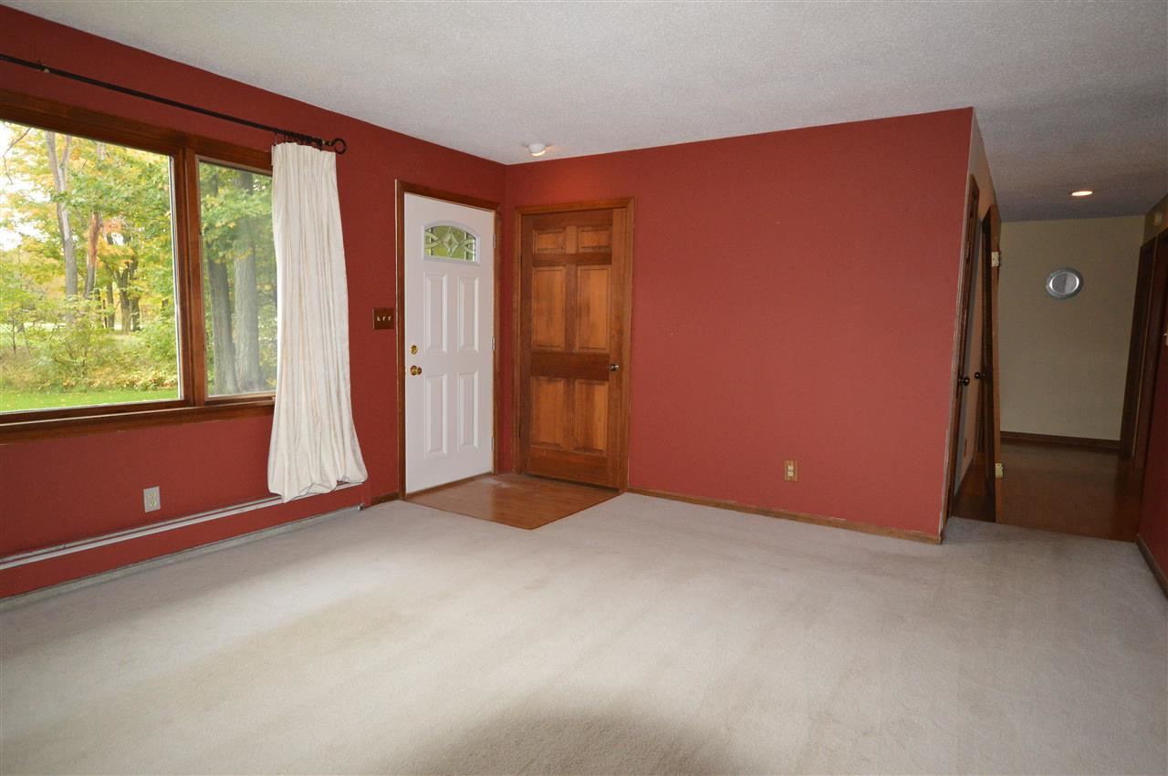 8823 North Long Lake Road Traverse City, MI 49685 - Photo 12 of 57 1790992-11.JPG