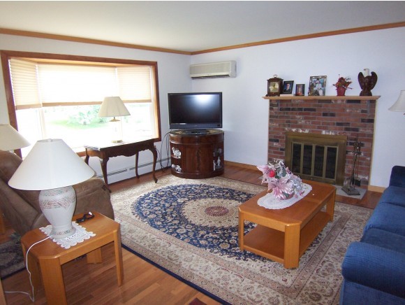 12 Center Street Bennington, VT 05201 - Photo 3 of 24 Gallery Image 3
