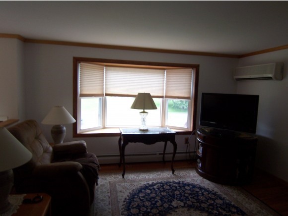 12 Center Street Bennington, VT 05201 - Photo 5 of 24 Gallery Image 5