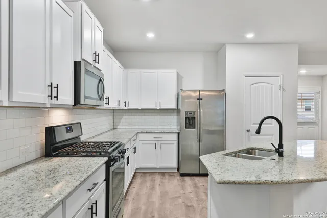 $2,100 | 903 Red Merganser, San Antonio, TX 78253