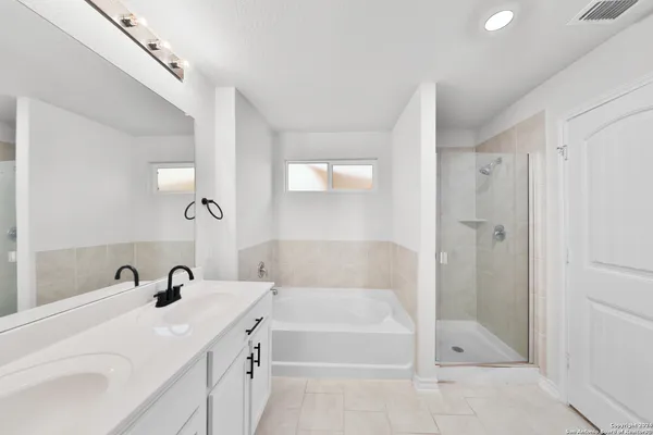 $1,950 | 903 Red Merganser, San Antonio, TX 78253