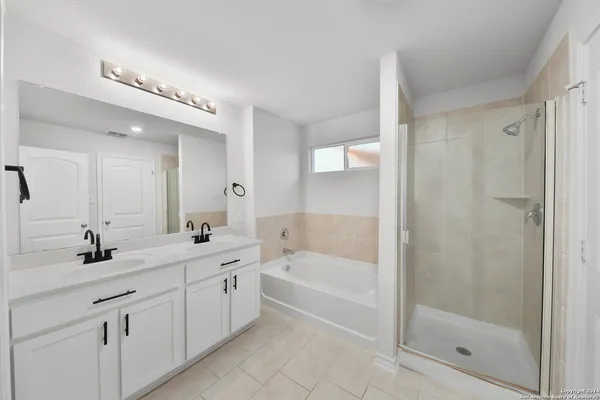 $1,950 | 903 Red Merganser, San Antonio, TX 78253