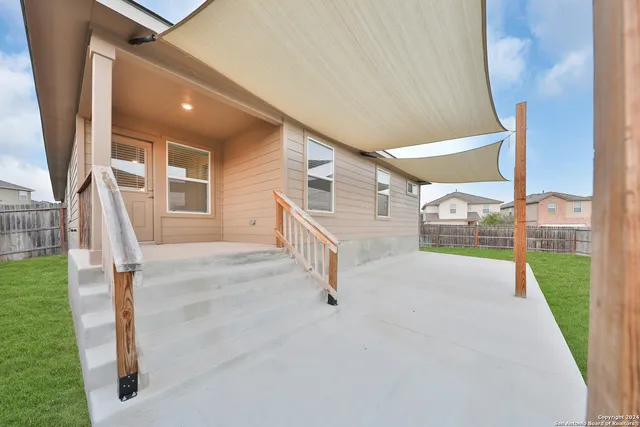 $2,100 | 903 Red Merganser, San Antonio, TX 78253