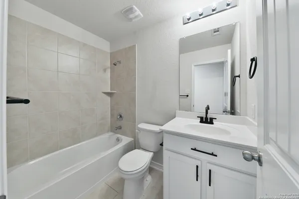 $1,950 | 903 Red Merganser, San Antonio, TX 78253