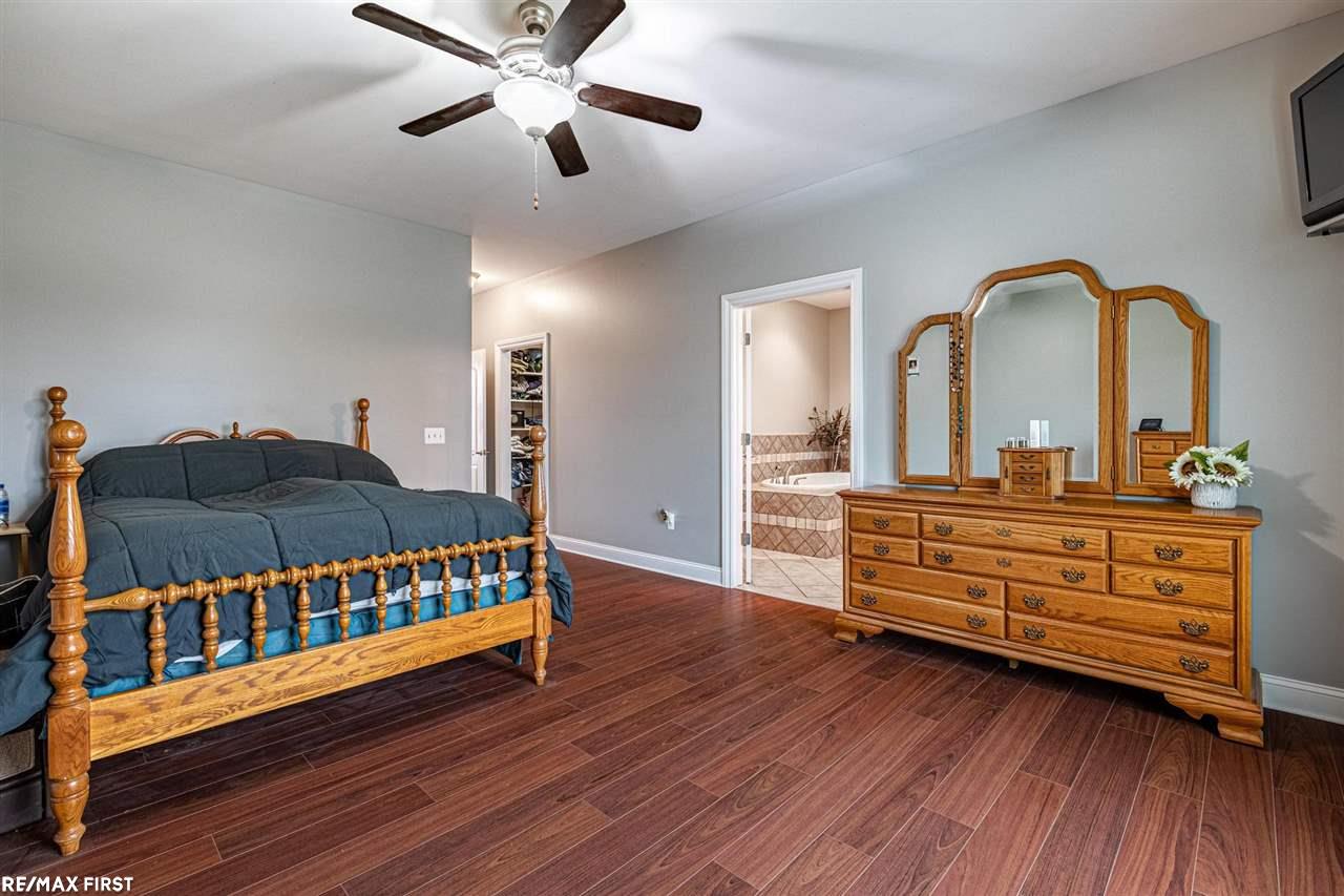8730 Division Road Columbus, MI 48063 - Photo 19 of 39 50062444-18.JPG