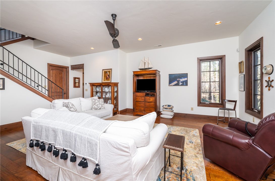 215 Long Ridge Road Sunset, SC 29685 - Photo 21 of 49