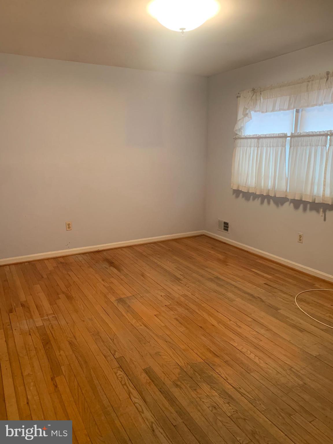 6805 Robinia Road Temple Hills, MD 20748 - Photo 12 of 36 Gallery Image 12