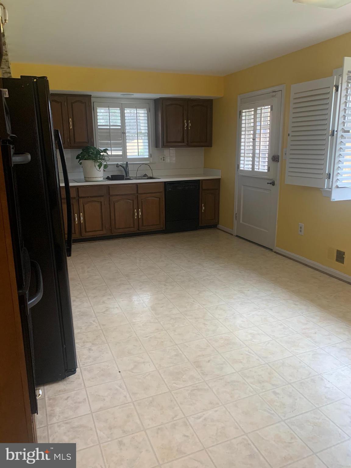 6805 Robinia Road Temple Hills, MD 20748 - Photo 15 of 36 Gallery Image 15