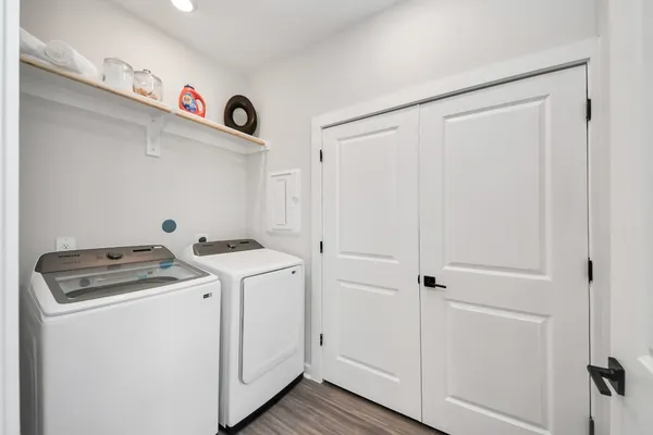 $1,769 | 7711 Longmire Road, Unit 2, Conroe, TX 77304