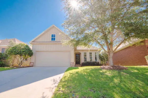 $2,100 | 123 Pinnacle Court, Fairhope, AL 36532