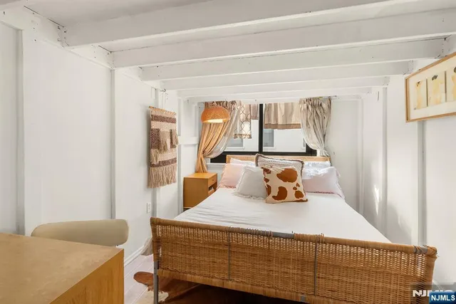 $589,700 | 518-536 Gregory Avenue, Unit C408, Weehawken, NJ 07086