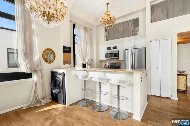 $589,700 | 518-536 Gregory Avenue, Unit C408, Weehawken, NJ 07086