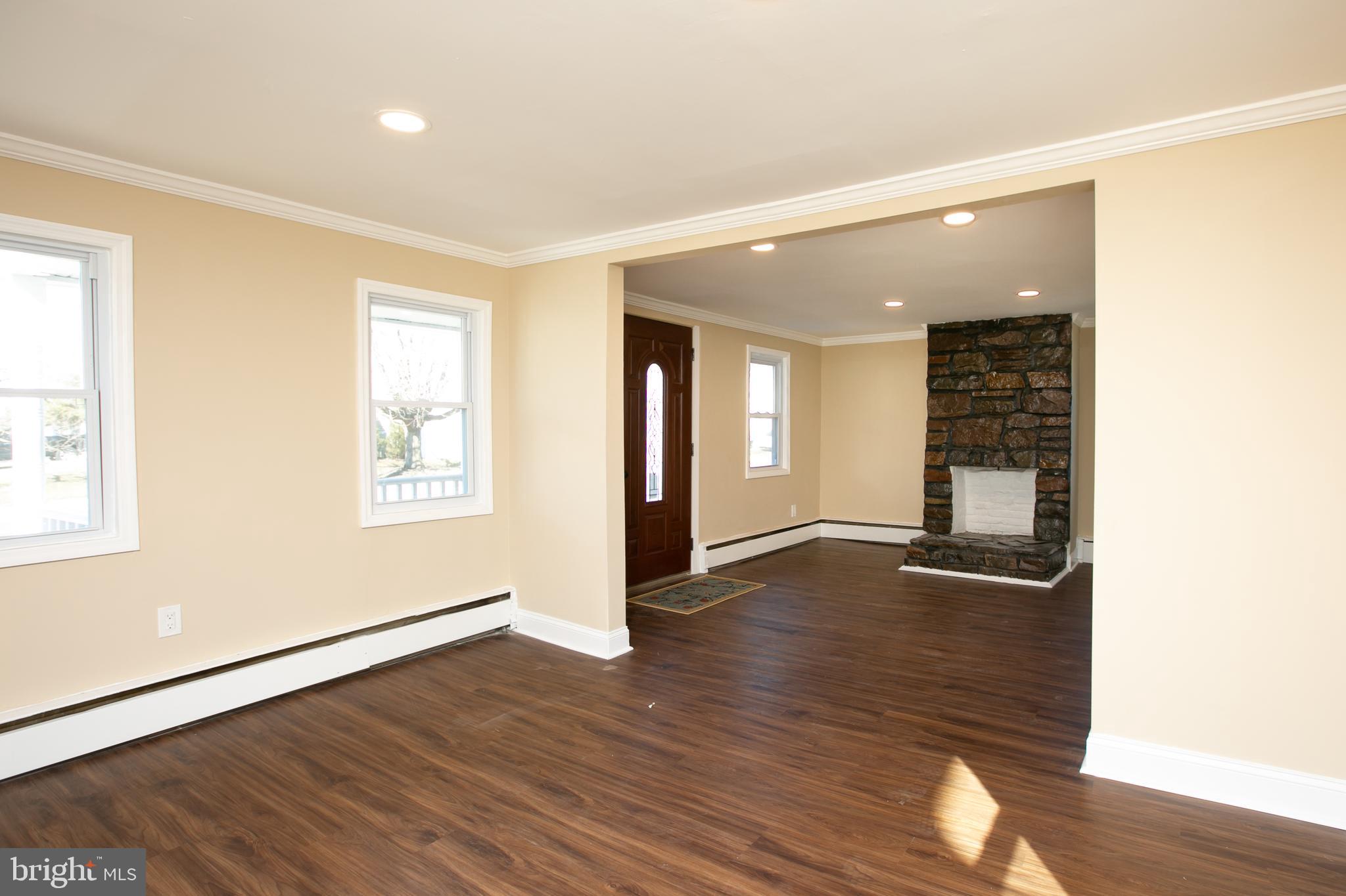 460 Klockner Road Hamilton, NJ 08619 - Photo 8 of 38