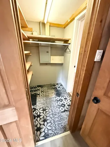 $128,600 | 90 Library Avenue, Warrensburg, NY 12885