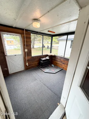 $128,600 | 90 Library Avenue, Warrensburg, NY 12885