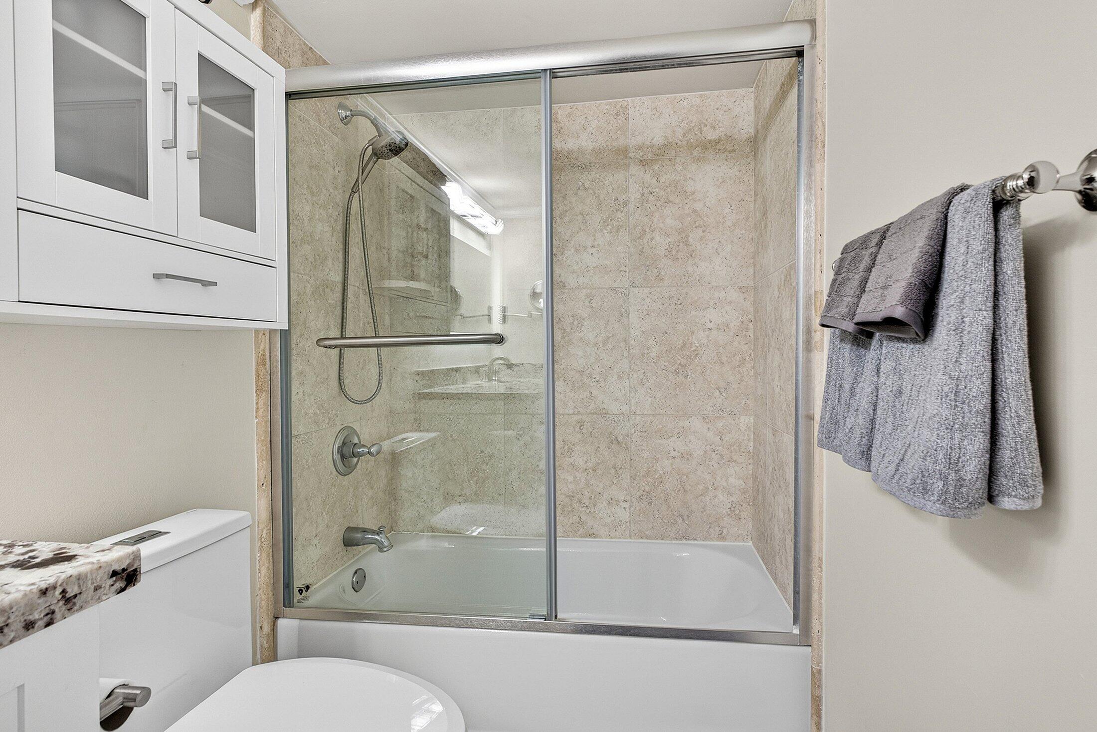 2851 South Ocean Boulevard, Unit 3M Boca Raton, FL 33432 - Photo 16 of 31 015-2851SouthOceanBoulevard-3M-BocaRaton