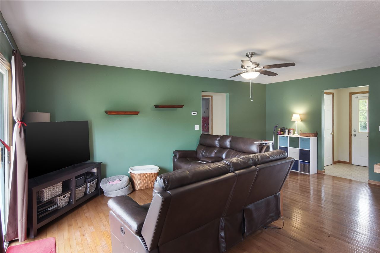 11170 Riley Road Interlochen, MI 49643 - Photo 6 of 18 1887799-5.JPG