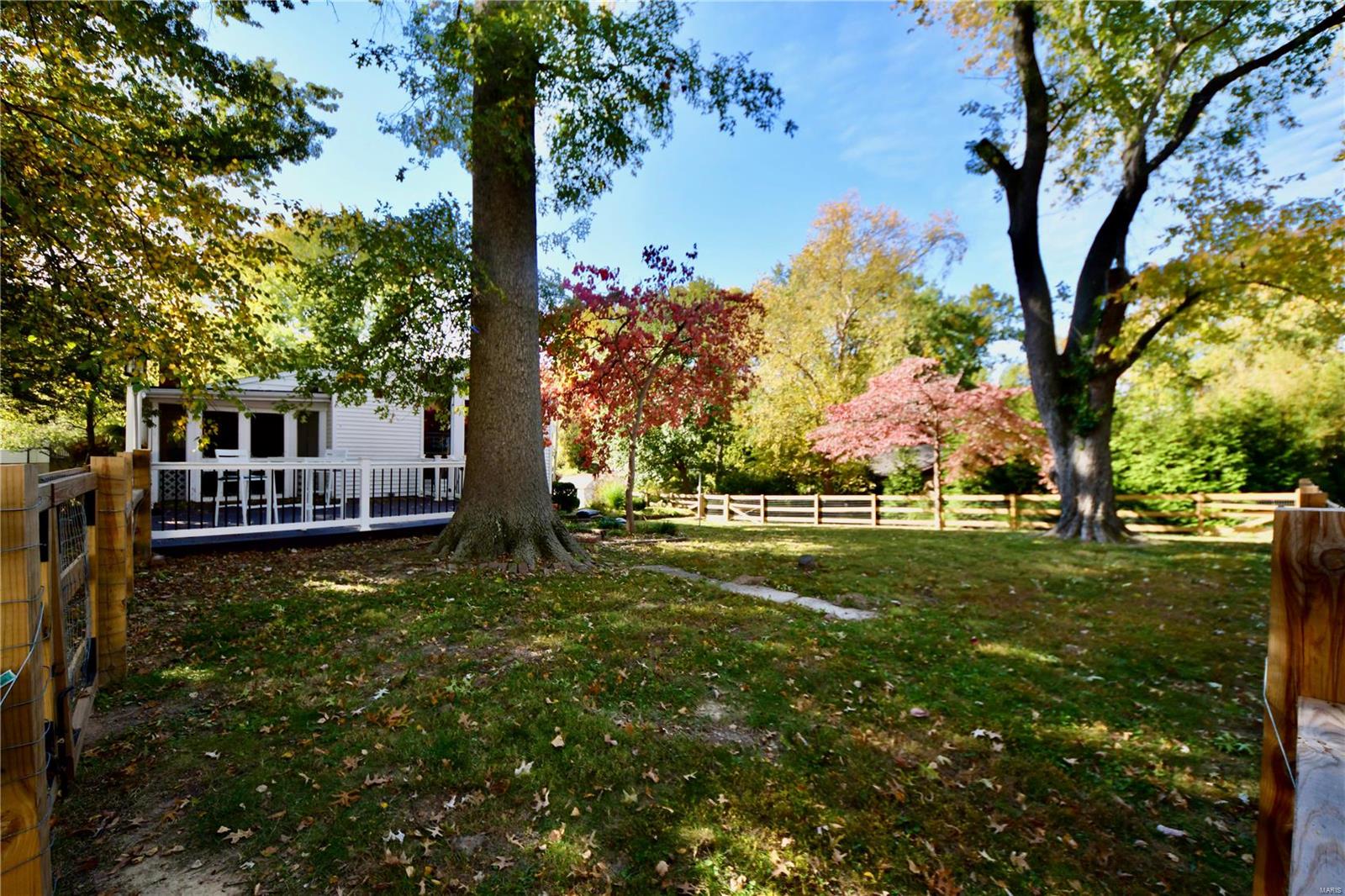 829 Schwarz Road Edwardsville, IL 62025 - Photo 3 of 30 Gallery Image 3