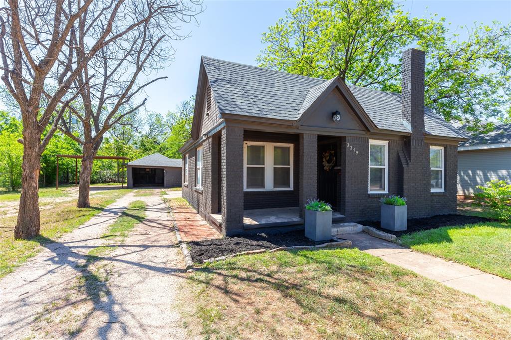 3349 South 3rd Street Abilene, TX 79605 - Photo 3 of 30 a view of a house with backyard and garden