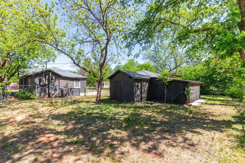 3349 South 3rd Street Abilene, TX 79605 - Photo 7 of 30 a house view with a outdoor space
