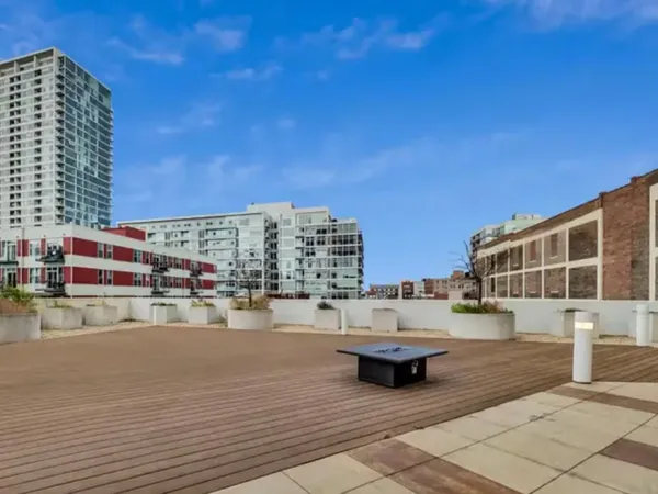 $3,200 | 1600 South Indiana Avenue, Unit 1308, Chicago, IL 60616