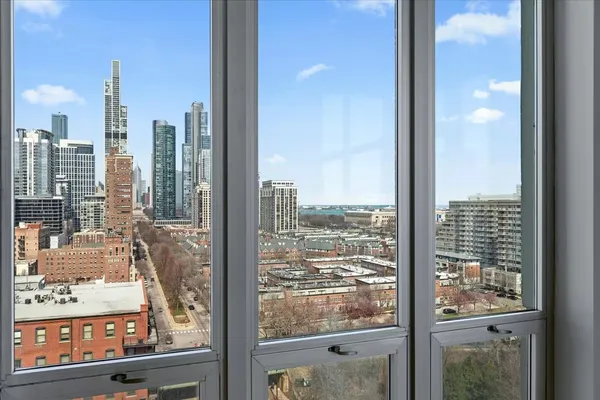 $3,200 | 1600 South Indiana Avenue, Unit 1308, Chicago, IL 60616